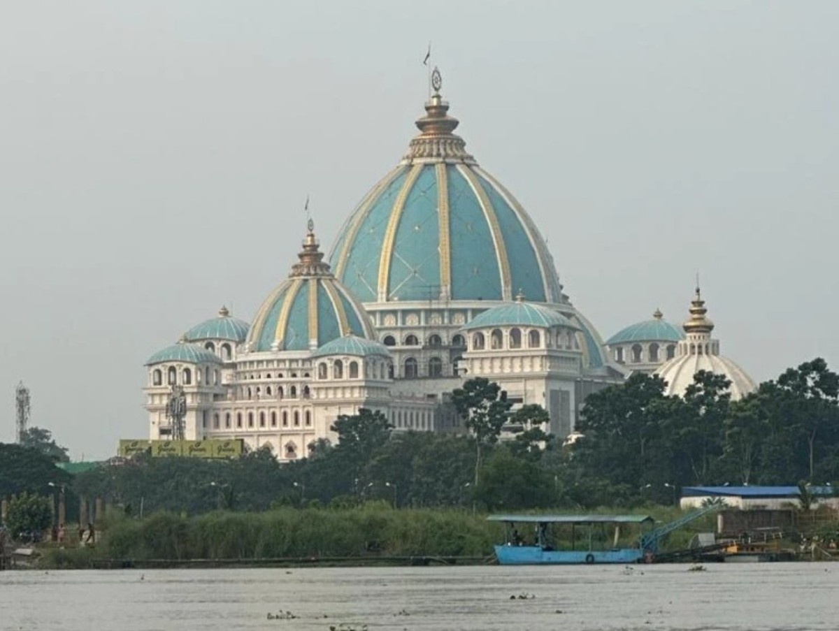 Mayapur isckon lake
