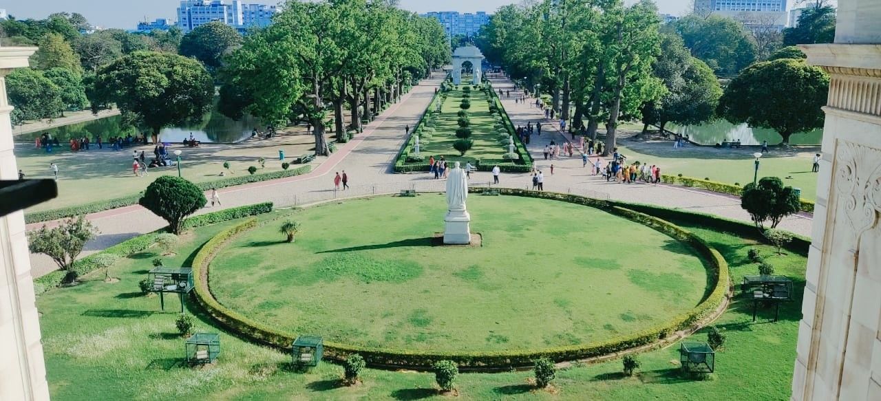 Victoria palace garden